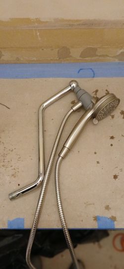 Moen  Magnetic Detachable Shower Head/ Hand Wand