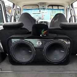 Rockford p1 12in speakers and Amp