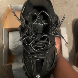 Balenciaga Tracks