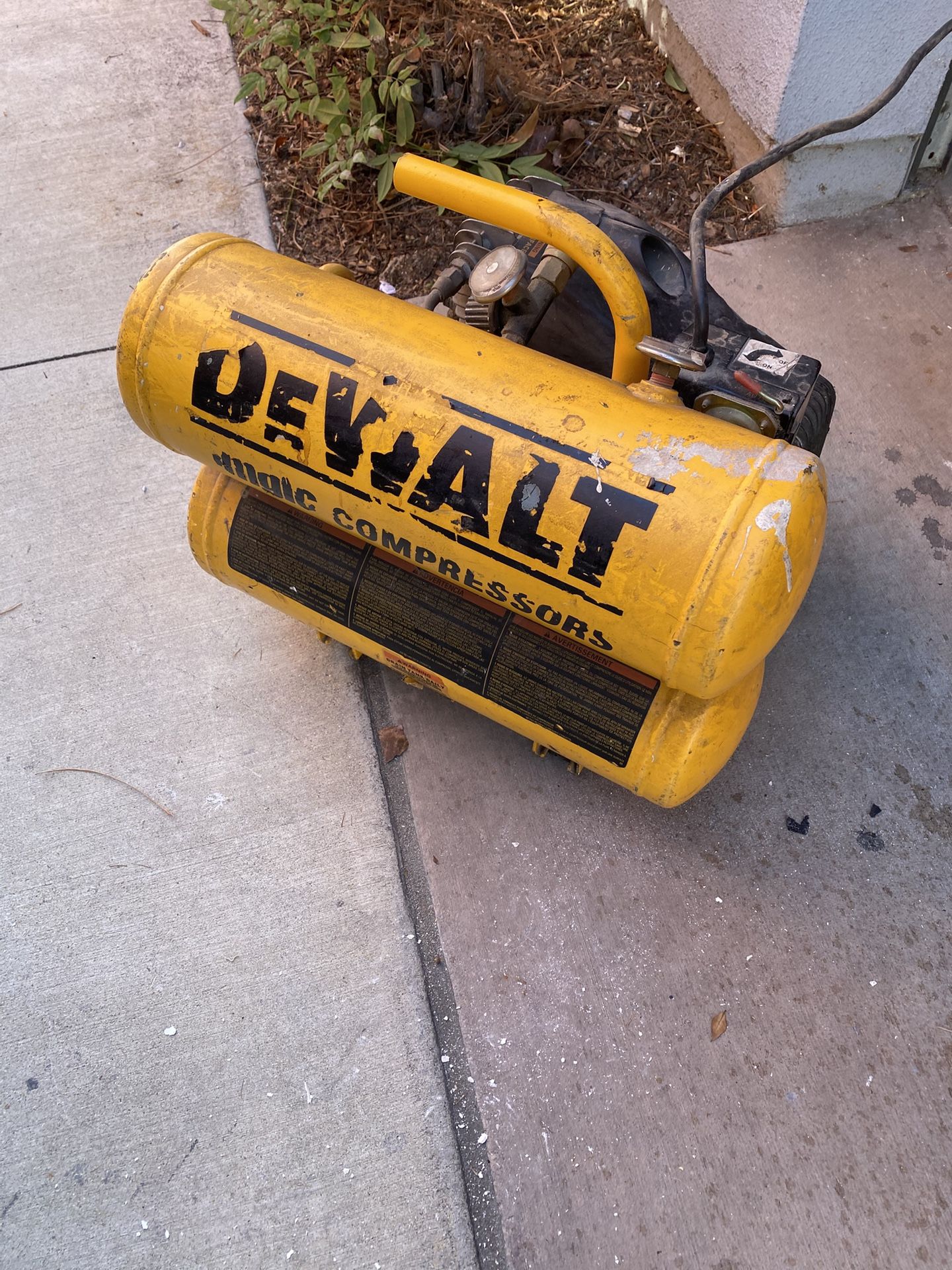 Dewalt air Compressor