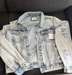 Brand New Denim Womenswear Jacket Size L With Tag