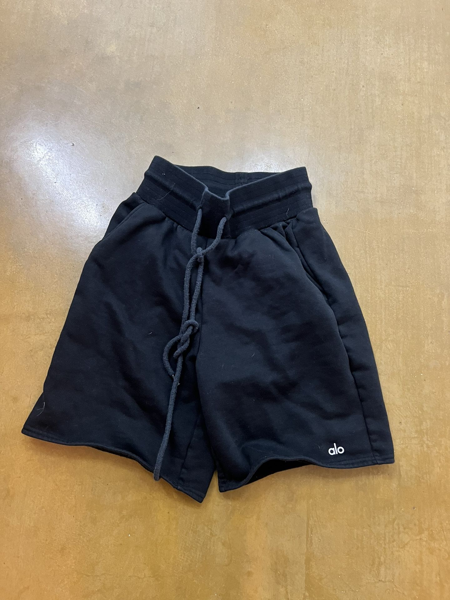 Alo Yoga Shorts Womens XS Black High Waisted Sweat Shorts Athletic Loun