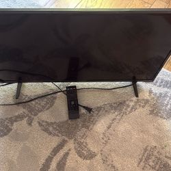 VIZIO 32" 1080p Smart LED TV