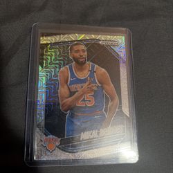Mikal Bridges Mojo Refractor /25 SSP Prizm Black 