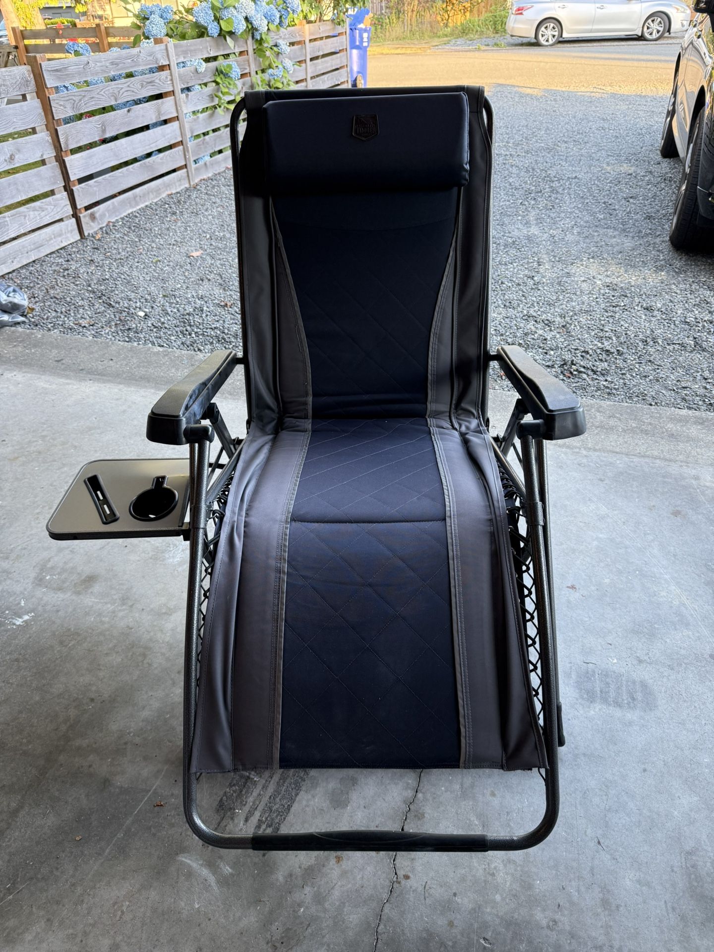 Reclining Lounge Chair