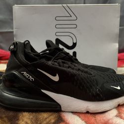 Nike Air Max 270