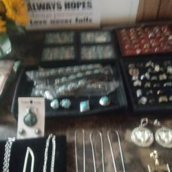 jewerly 