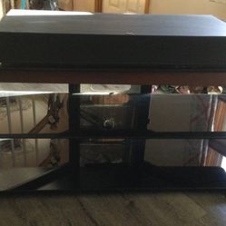 Glass Tv Stand With Zyvox 580 Sound System