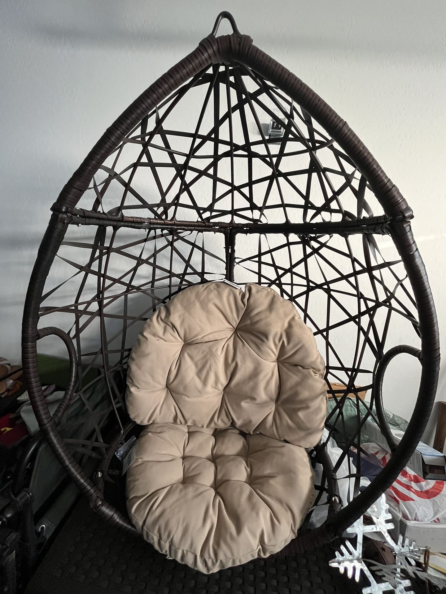 Hanging Living Accents Egg Shape Chair 