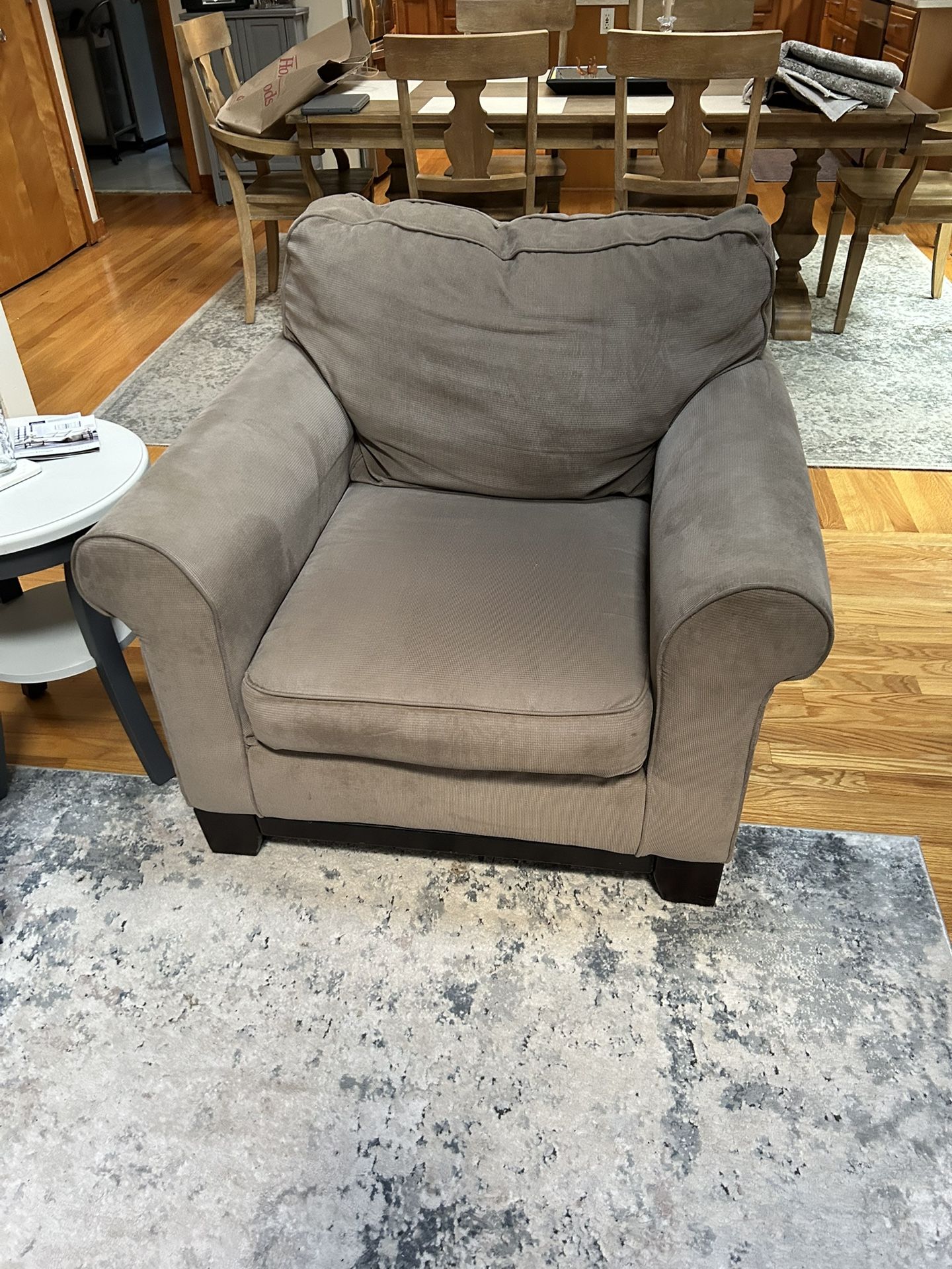 Free Chair And Ottoman 