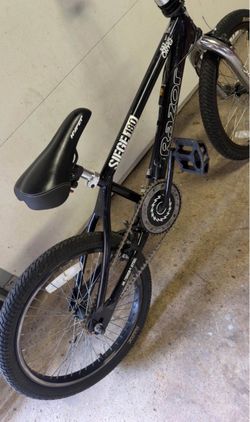 Razor Siege 180 BMX Bike