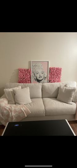 Maggie couch
