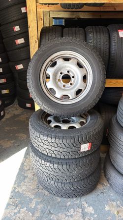 Hankook Dynapro ATM 235/65R17 Tires and Rims
