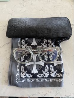 CUNTVOLUTED CHROME HEARTS GLASSES