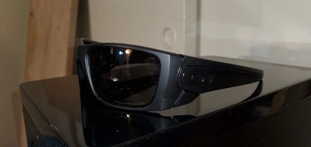 Oakley Fuel Cell. Sunglasses