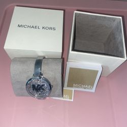  Michael Kors Silver MK4433 Watch