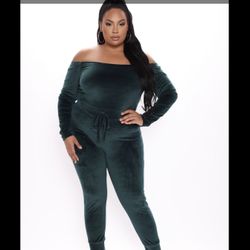 Velour Jumpsuit Size 3x $20