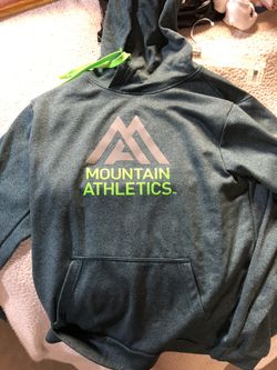 The North Face Mountain Athletics hoodie