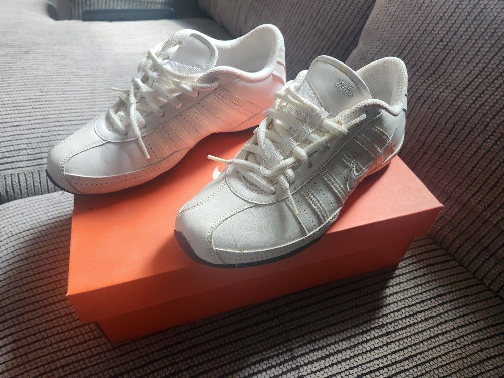 Pair Of Women's Nikes