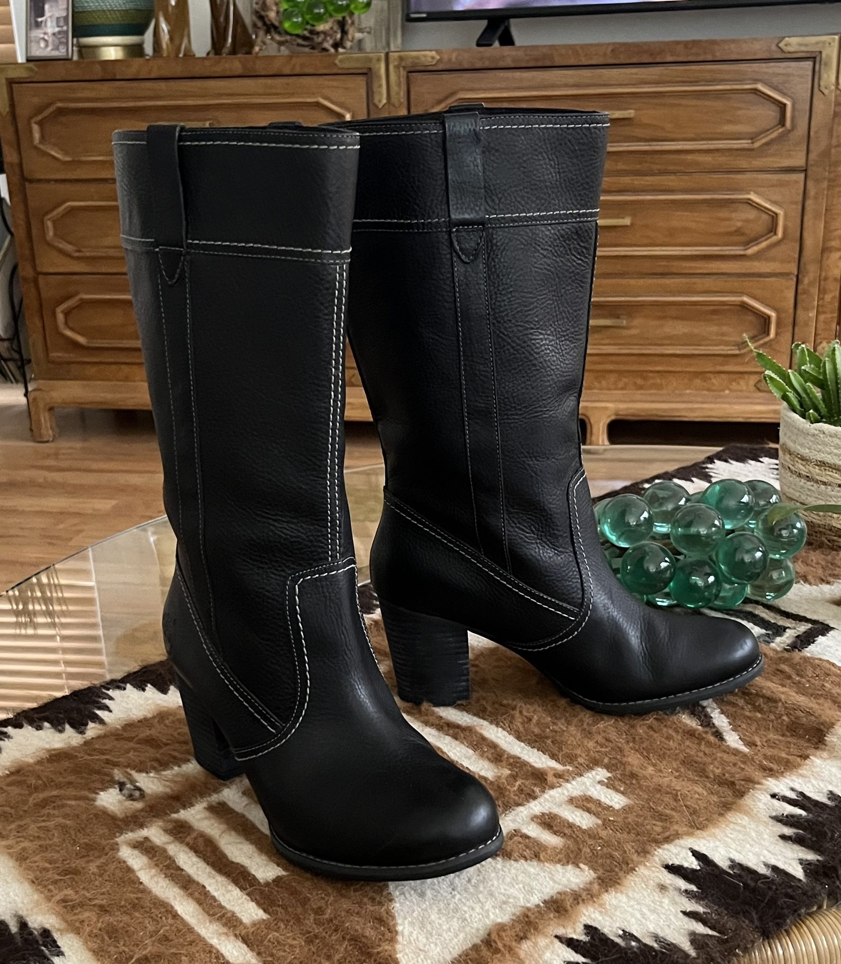 Women’s Timberland Earthkeepers Black Leather Boot Size 9