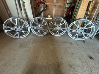 18” Nissan Maxima OEM Wheels/Rims (Set of four) 18“ x 8“ $250