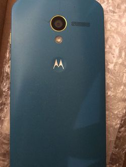 Moto X (1st Gen) + 2 Screens FREE
