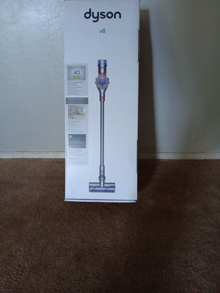 Dyson Vacuum V8