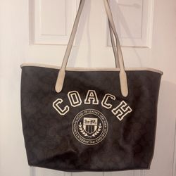 Coach Tote 