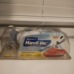 Reynolds 00590 HANDI-VAC VACUUM SEALING STARTER KIT