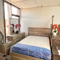 5 Pcs Complete Queen Bedroom Set NEW