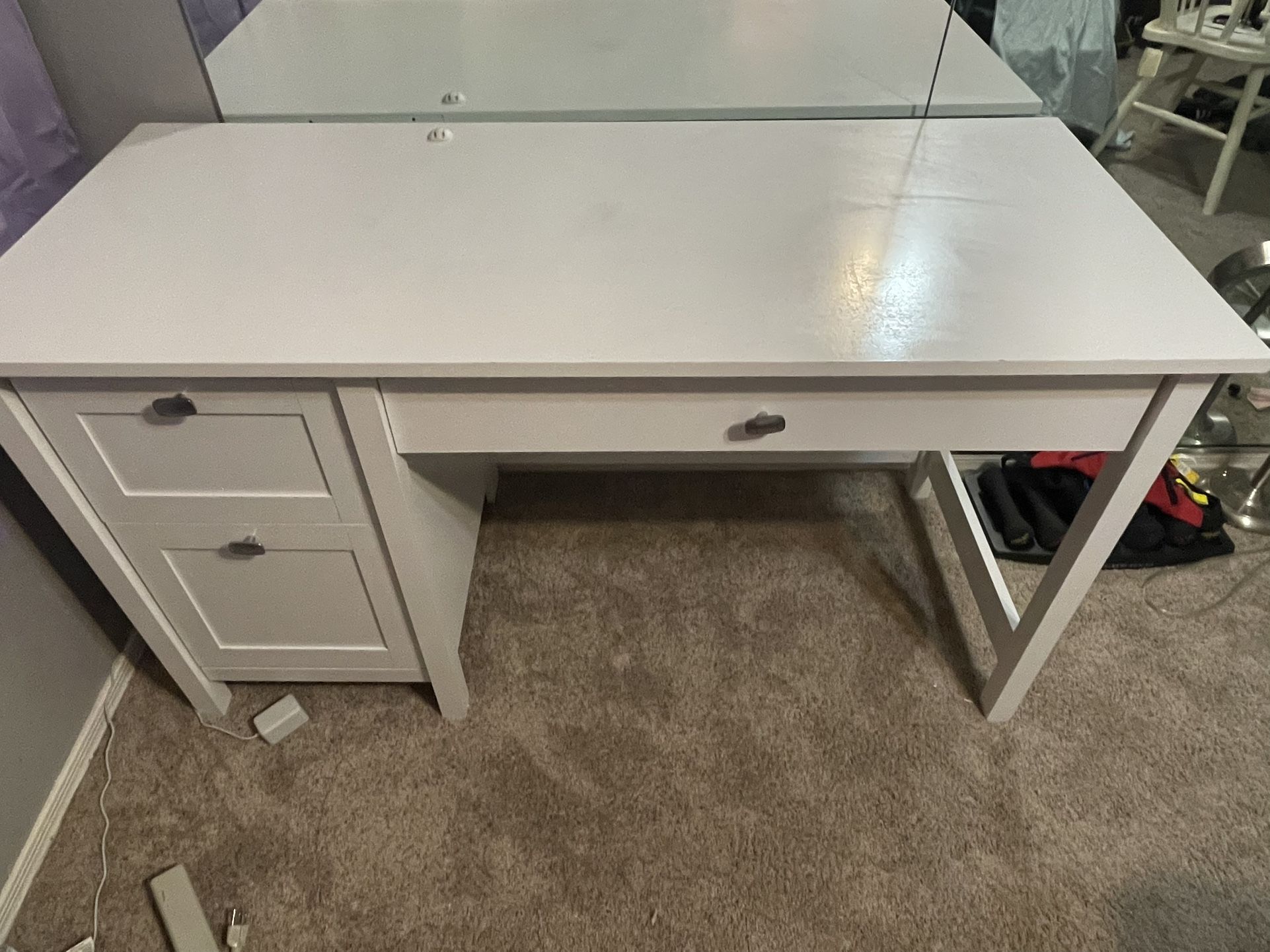 White Desk