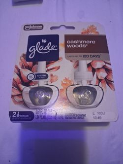 Glade Plugins Cashmere Woods Scented Oil Refills 2-Pack