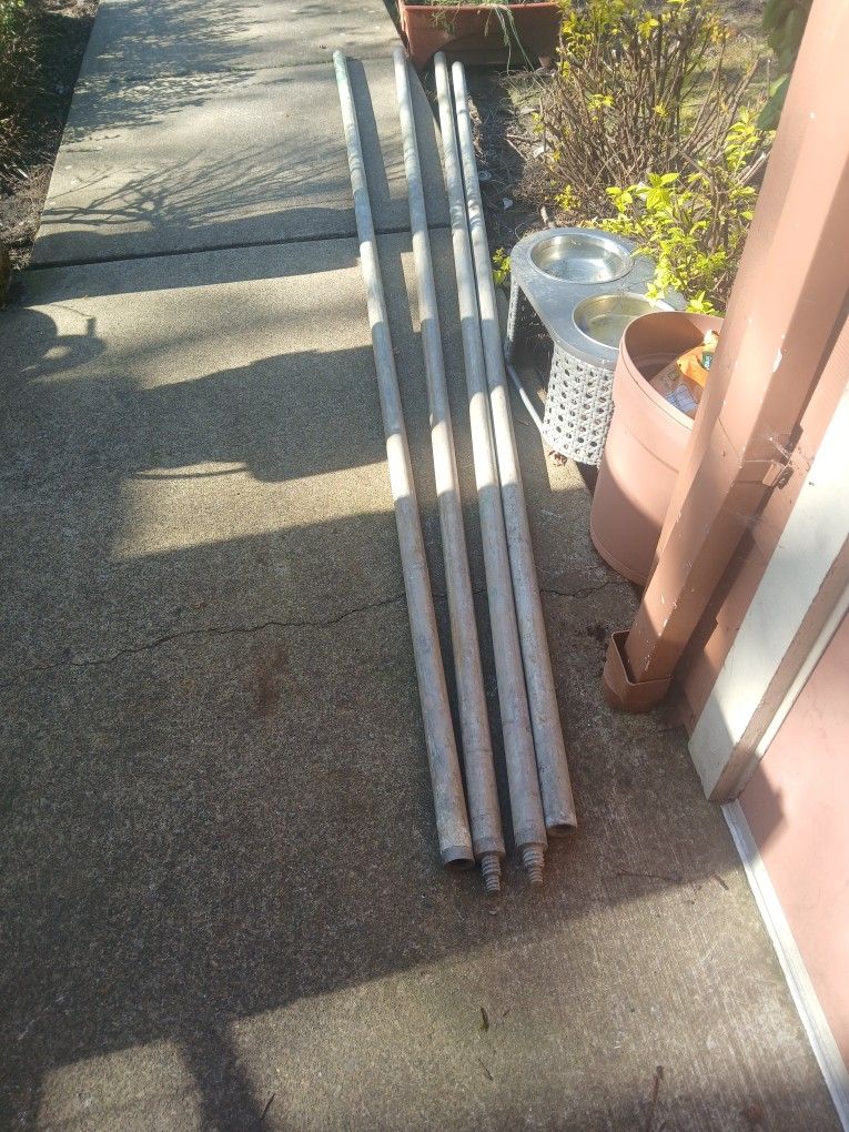 4 Poles Concrete 10 Foot