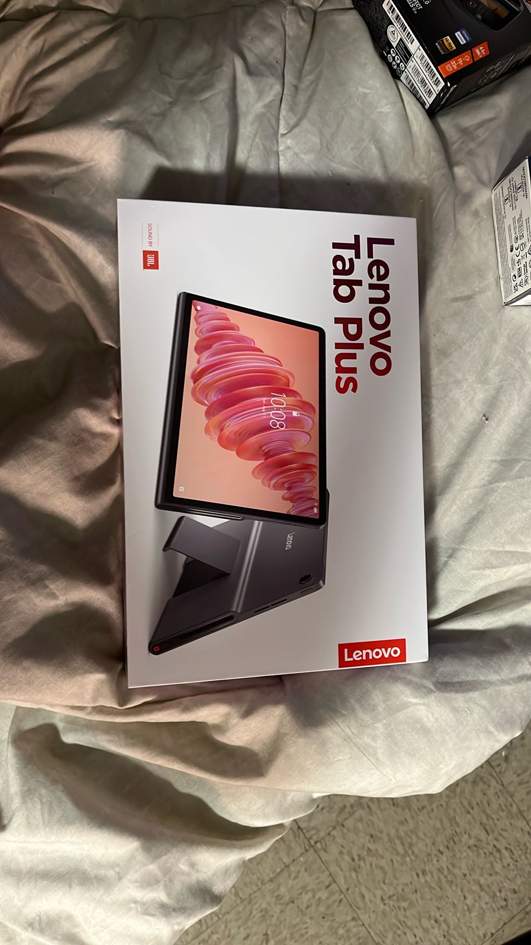 Lenovo Tab Plus
