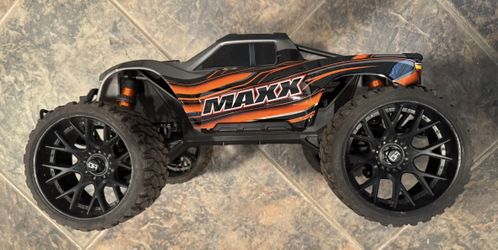 SRC  Sweep Terrain Crushers 17mm Traxxas Maxx