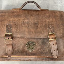 Leather Harry Potter messenger bag!