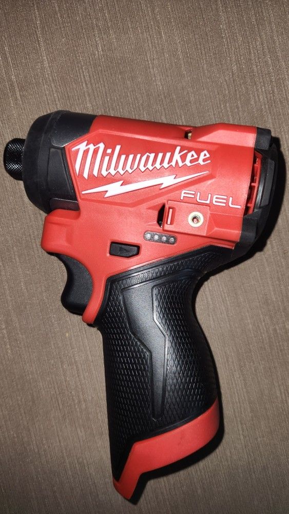 Milwaukee Fuel M12 Compact Impact Driver 3rd Gen