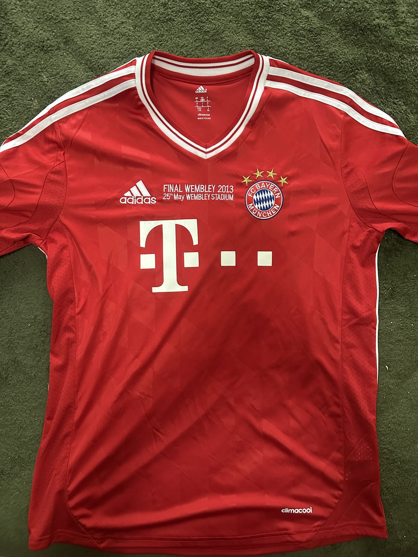 Adidas Bayern Munich Muller #25 Soccer Jersey