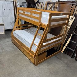 Full Over Twin Bunk Bed $399