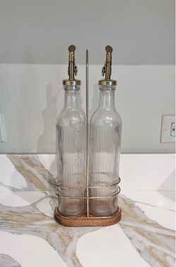 Olive oil & vinegar glass dispensers w/caddy