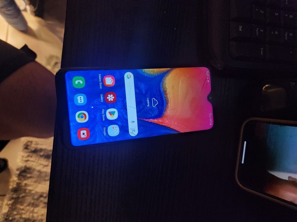 Samsung Galaxy A10e See Description