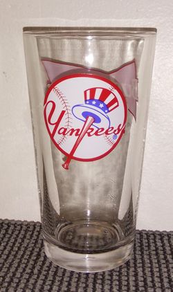 Yankees Budweiser Beer Glass