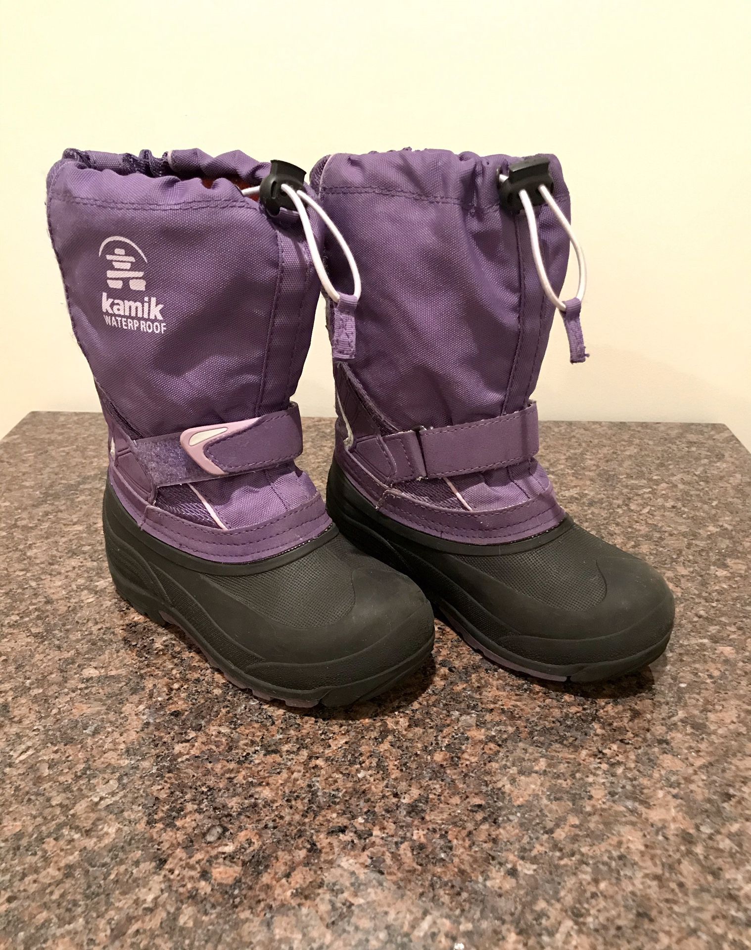 Girls Kamik Snow Boots - size 13