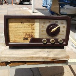 Arvin Tube Radio