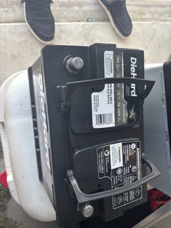 DieHard Platinum H6-AGM Car Battery