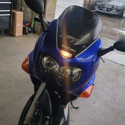 2003 Suzuki catana 600 ..clean Titule 