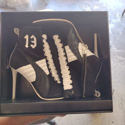 High Heel Suede Rihanna        US Women's Size 8