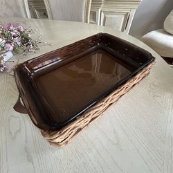 PYREX 233-NBaking Dish with Wicker with Leather Handles  9x13