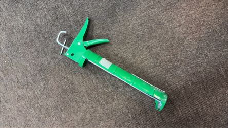 NEW Quart size chalk gun
