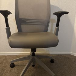 Used Adjustable Light Gray Leather Office Chair 